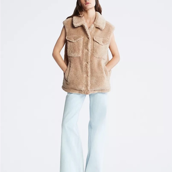 Cream Teddy Sleeveless Jacket - Picture 2 of 5